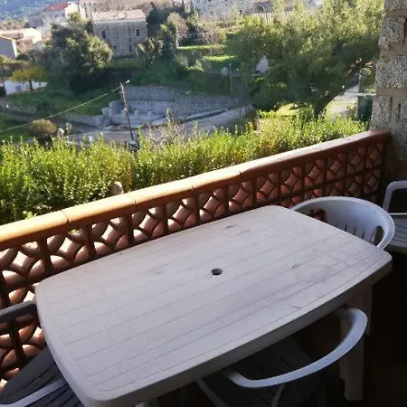 Apartment Maison En Pierre De Taille Petreto-Bicchisano
