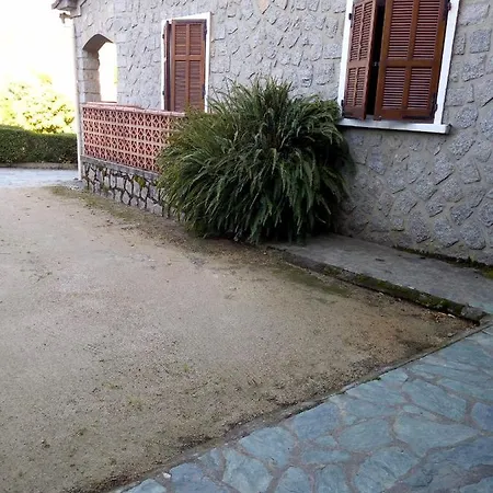 Maison En Pierre De Taille *